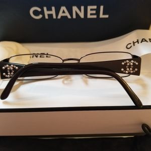 $500 Auth Chanel pearl crystal eyeglasses